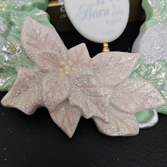 Roman, Inc. #85529 Child Is Born TB Glittery Wreath - Picture 7 of 16